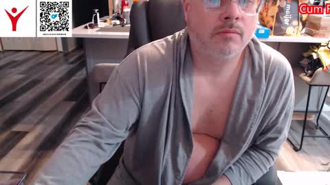 Todd Bator online show from February 11, 2026, 2:33 pm