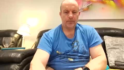 toerag69 online show from February 2, 2025, 2:17 am