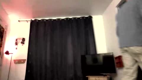 Snapshot of toffbuck chatting on February 21, 2026, 5:19 am ToffBuck online show from February 21, 2026, 5:19 am