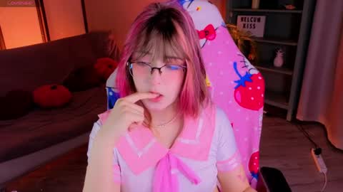 Soffi online show from April 6, 2026, 5:19 am