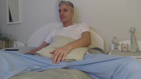 Snapshot of toffmen chatting on January 19, 2025, 3:42 pm Daniel Bisexual uncut 20cm online show from January 19, 2025, 3:42 pm