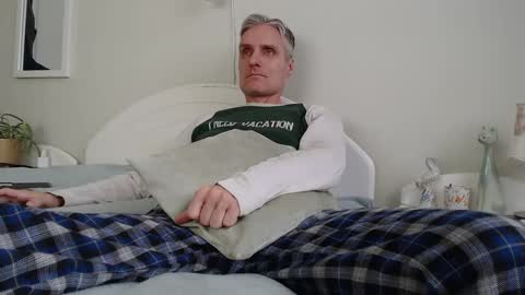Snapshot of toffmen chatting on February 2, 2025, 7:41 am Daniel Bisexual uncut 20cm online show from February 2, 2025, 7:41 am