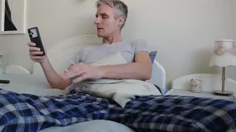 Snapshot of toffmen chatting on February 16, 2025, 7:48 am Daniel Bisexual uncut 20cm online show from February 16, 2025, 7:48 am