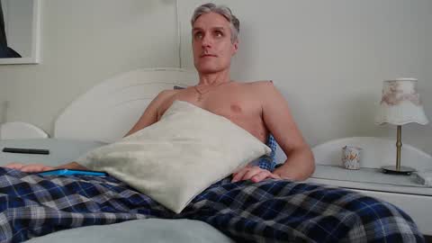 Snapshot of toffmen chatting on February 16, 2025, 2:54 pm Daniel Bisexual uncut 20cm online show from February 16, 2025, 2:54 pm