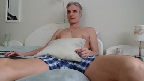 Snapshot of toffmen chatting on February 22, 2025, 7:34 am Daniel Bisexual uncut 20cm online show from February 22, 2025, 7:34 am