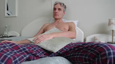 Snapshot of toffmen chatting on March 1, 2025, 7:30 am Daniel Bisexual uncut 20cm online show from March 1, 2025, 7:30 am