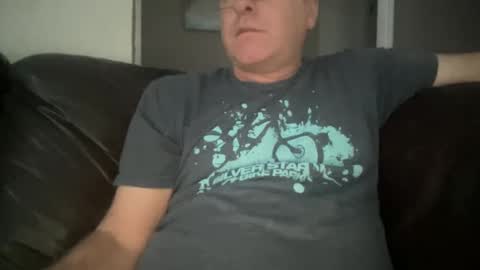 Joshua1983 online show from December 31, 2024, 4:25 pm