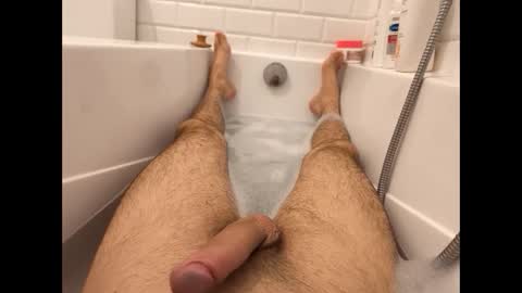 Snapshot of toja112 chatting on January 24, 2025, 8:22 pm Martin online show from January 24, 2025, 8:22 pm