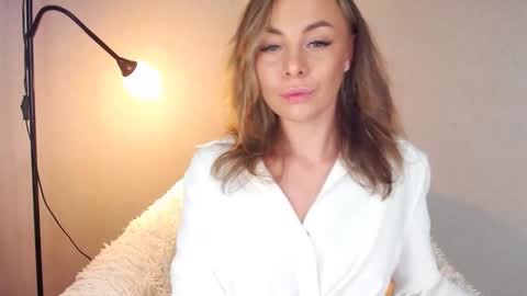 tokens_are_sexy online show from November 26, 2025, 5:30 am