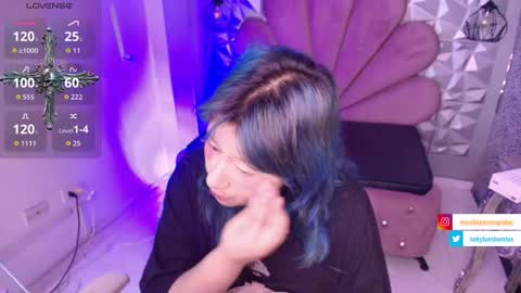 toky         online show from November 12, 2025, 7:35 pm