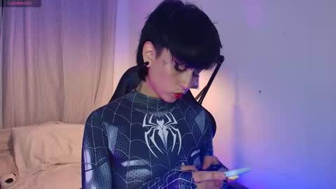  Halsey  Sofii  online show from October 12, 2025, 6:45 am