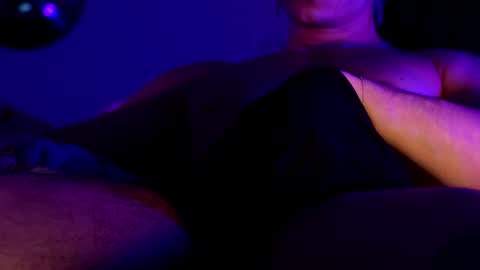 Snapshot of tokyo_oo chatting on February 17, 2026, 8:22 am tokyo_oo online show from February 17, 2026, 8:22 am