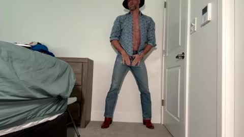 The Beekeeper online show from November 24, 2025, 6:29 pm