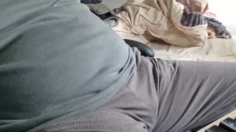 tolon408472 online show from March 1, 2026, 9:11 am