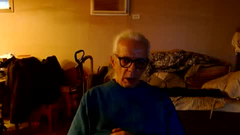 tom112292014 online show from October 19, 2025, 11:33 am