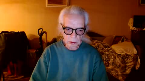 tom112292014 online show from January 14, 2026, 2:06 am