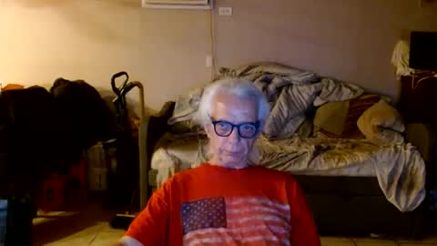 tom112292014 online show from May 27, 2026, 1:57 am