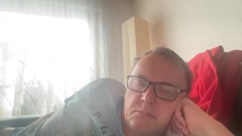 Snapshot of tom6644 chatting on February 16, 2025, 11:05 am Tom online show from February 16, 2025, 11:05 am