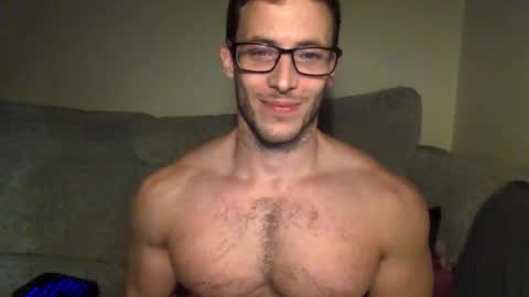 Snapshot of tom90ukx chatting on February 4, 2025, 7:11 pm tom90ukx online show from February 4, 2025, 7:11 pm