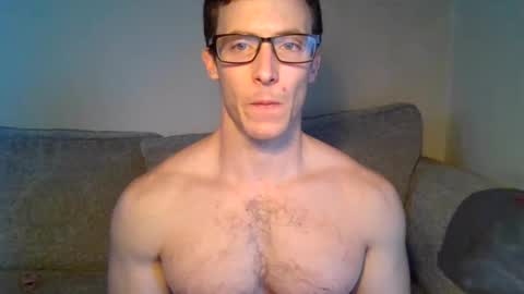 Snapshot of tom90ukx chatting on February 28, 2025, 10:30 am tom90ukx online show from February 28, 2025, 10:30 am