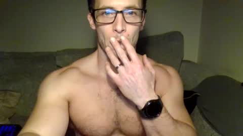 Snapshot of tom90ukx chatting on March 5, 2025, 6:23 pm tom90ukx online show from March 5, 2025, 6:23 pm