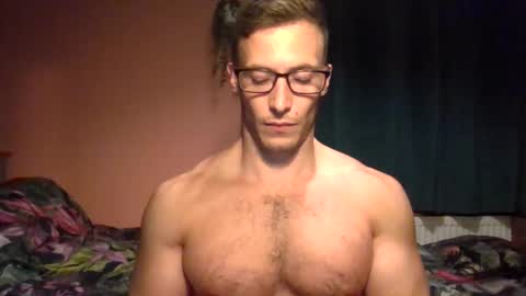 Snapshot of tom90ukx chatting on November 4, 2025, 5:23 pm tom90ukx online show from November 4, 2025, 5:23 pm