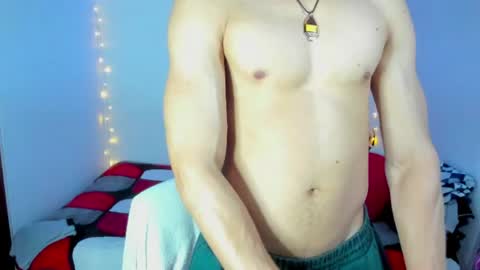 Snapshot of tom_blue10 chatting on July 9, 2026, 2:48 am Tom Blue online show from July 9, 2026, 2:48 am