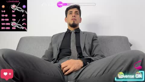 Snapshot of tom_blunt96 chatting on April 19, 2026, 12:04 pm TOM online show from April 19, 2026, 12:04 pm