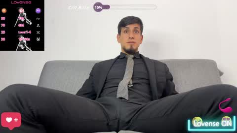 Snapshot of tom_blunt96 chatting on April 22, 2026, 7:48 pm TOM online show from April 22, 2026, 7:48 pm