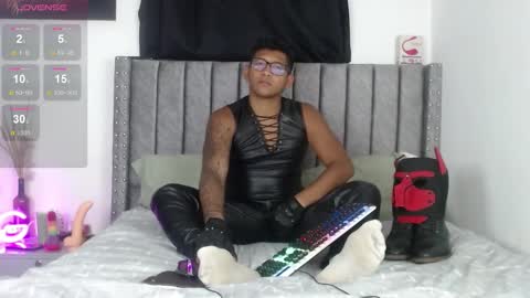 Tom online show from January 15, 2025, 1:23 am