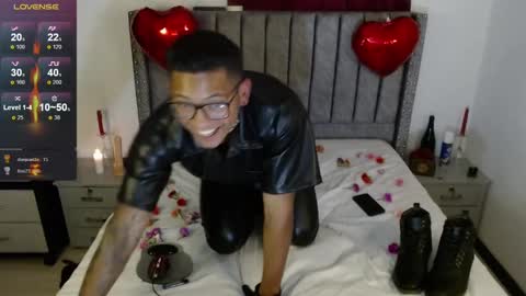 Tom online show from February 15, 2025, 1:21 am