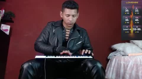 Tom online show from February 20, 2025, 11:10 pm