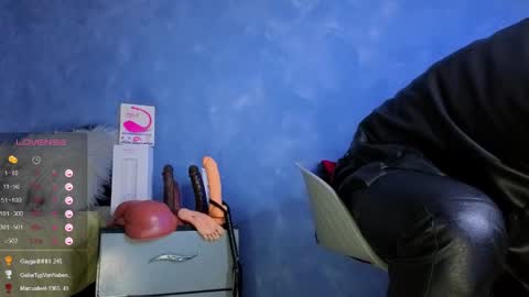 Tom online show from April 26, 2026, 3:53 pm