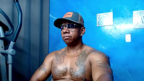 Tom Miller online show from December 15, 2025, 11:31 pm