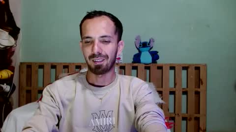 tomas gerauld. make me happy with 10000 tokens online show from January 8, 2026, 2:03 am