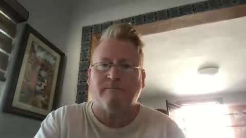 Snapshot of tomascausa chatting on February 7, 2025, 6:13 pm Hola online show from February 7, 2025, 6:13 pm