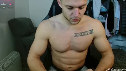 Snapshot of tomasmv chatting on December 22, 2025, 10:23 am ONLYFANS50 OFF TODAY online show from December 22, 2025, 10:23 am