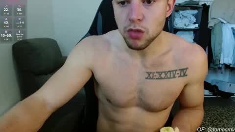 Snapshot of tomasmv chatting on January 13, 2026, 10:42 am ONLYFANS50 OFF TODAY online show from January 13, 2026, 10:42 am