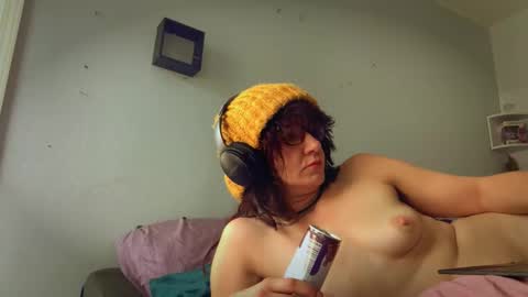 tomboy_titties online show from March 2, 2026, 9:21 pm