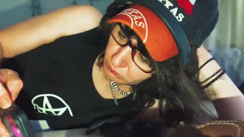 tomboy_titties online show from May 31, 2026, 6:42 pm