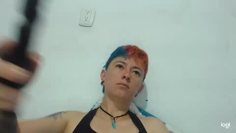 Blue online show from January 8, 2025, 2:14 pm