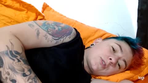 Blue online show from January 30, 2025, 8:53 pm