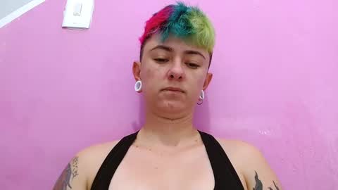 Blue online show from September 26, 2025, 1:37 pm