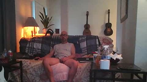 sirmuggsalot online show from March 12, 2026, 12:00 pm