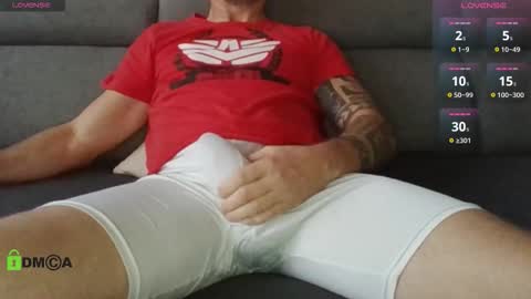 Snapshot of tomhardyc chatting on November 23, 2025, 11:48 pm Tomhardyc online show from November 23, 2025, 11:48 pm