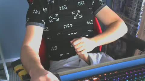 tomin3m online show from December 7, 2024, 8:33 am