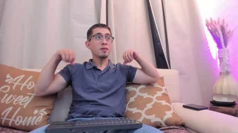 Tomas online show from February 13, 2026, 3:35 am