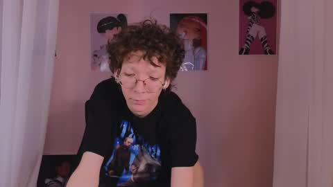 Snapshot of tommiehi chatting on February 9, 2025, 11:47 am Tommie online show from February 9, 2025, 11:47 am