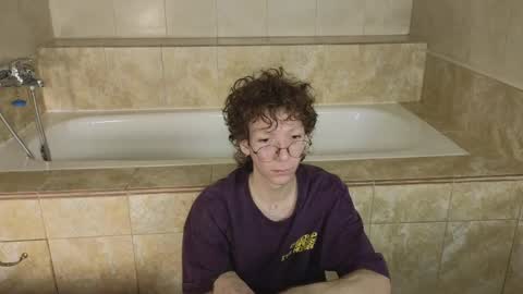 Snapshot of tommiehi chatting on February 13, 2025, 6:09 am Tommie online show from February 13, 2025, 6:09 am