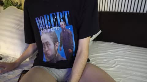 Snapshot of tommiehi chatting on October 23, 2025, 5:29 am Tommie online show from October 23, 2025, 5:29 am